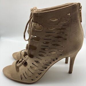 Karl Lagerfeld Paris Beige Suede Ankle Boots Size 9M‎